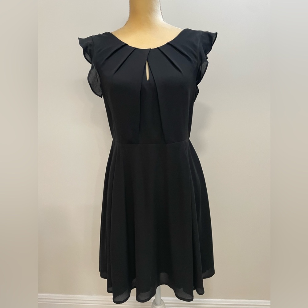 Express Black Lace-Back Dress - Picture 5 of 12